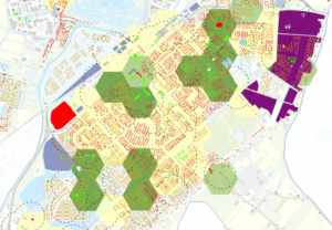 Fictieve gebiedskaart waarop het aanbod van voorzieningen en de geschiktheid van de bestaande woningvoorraad voor ouderenhuisvesting in kleuren wordt aangegeven.